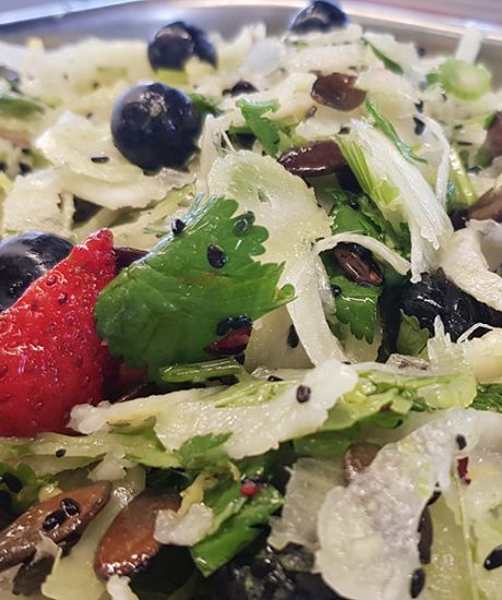 https://scarabee-biocoop.coop/salade de fenouil aux fruits rouges
