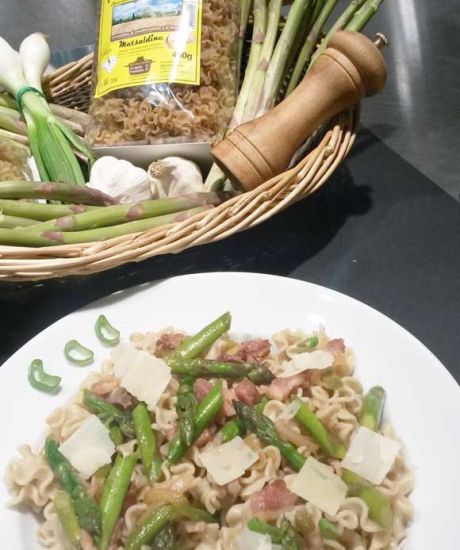 https://scarabee-biocoop.coop/asperges sautées