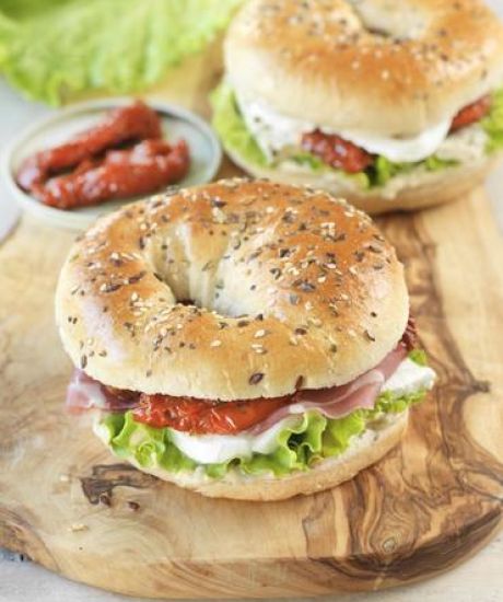 https://scarabee-biocoop.coop/Bagel d'été au houmous