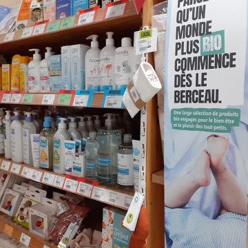 Biocoop Scarabée rayon bébé